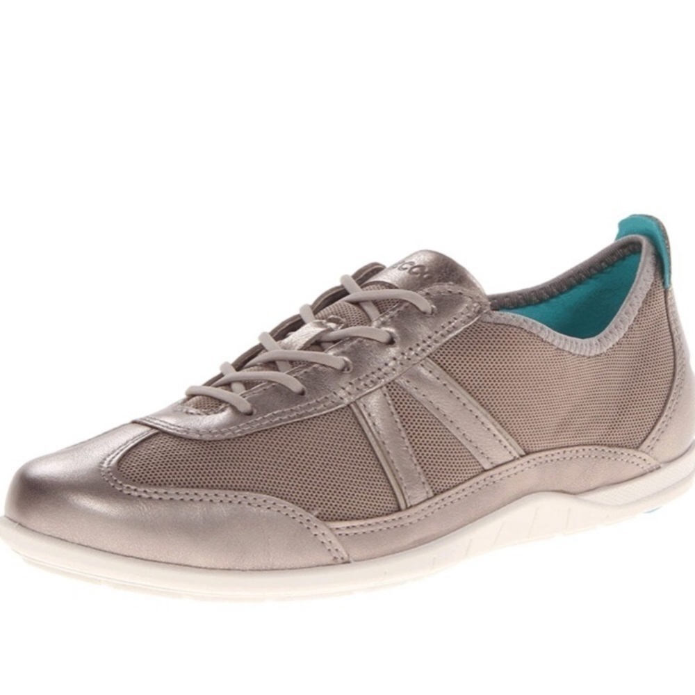 Ecco Bluma Lace Up Casual Sneakers
